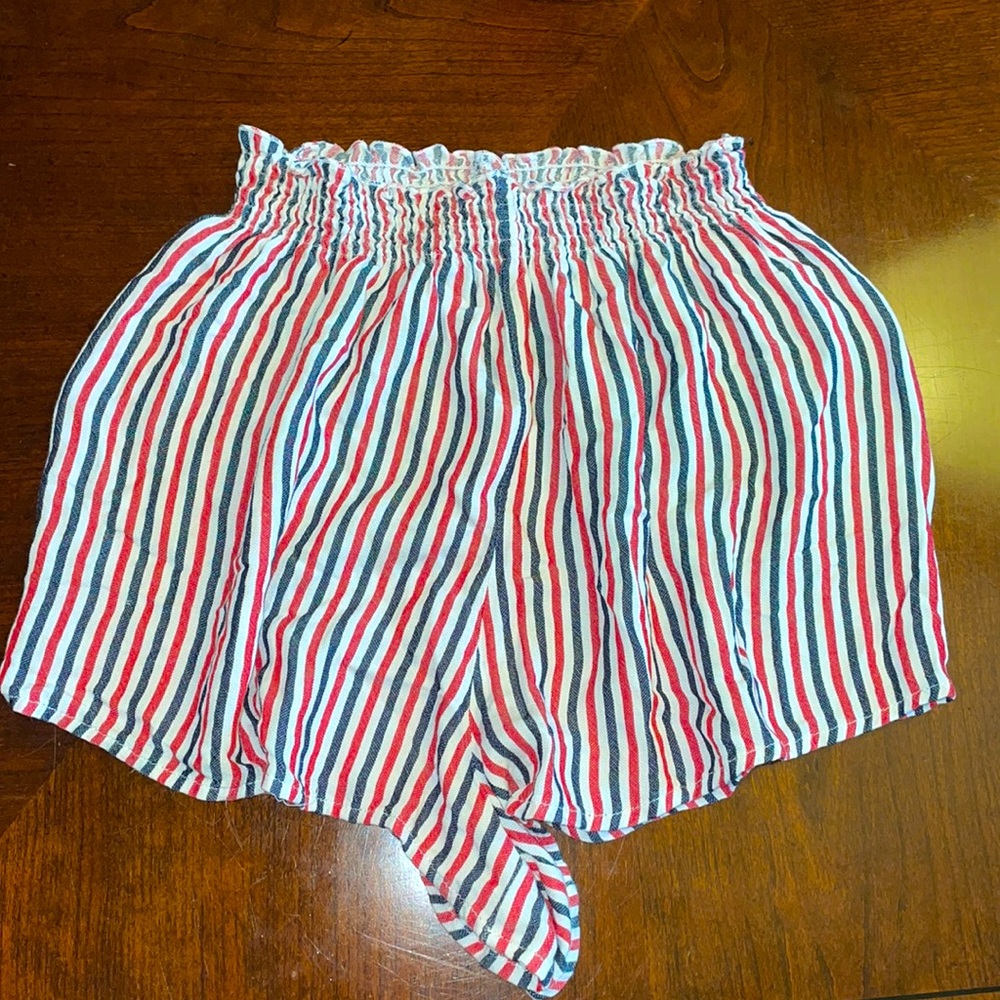 Comfy striped shorts